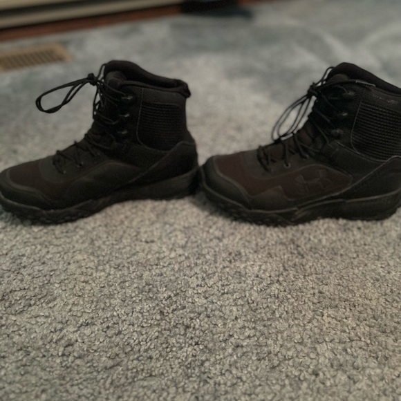 Under armor women’s tactical boot size 8.5 - Picture 4 of 4
